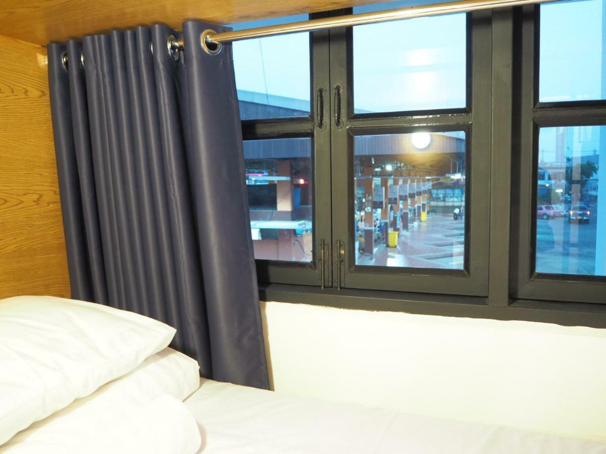 Terminal Hostel Lampang Exterior foto